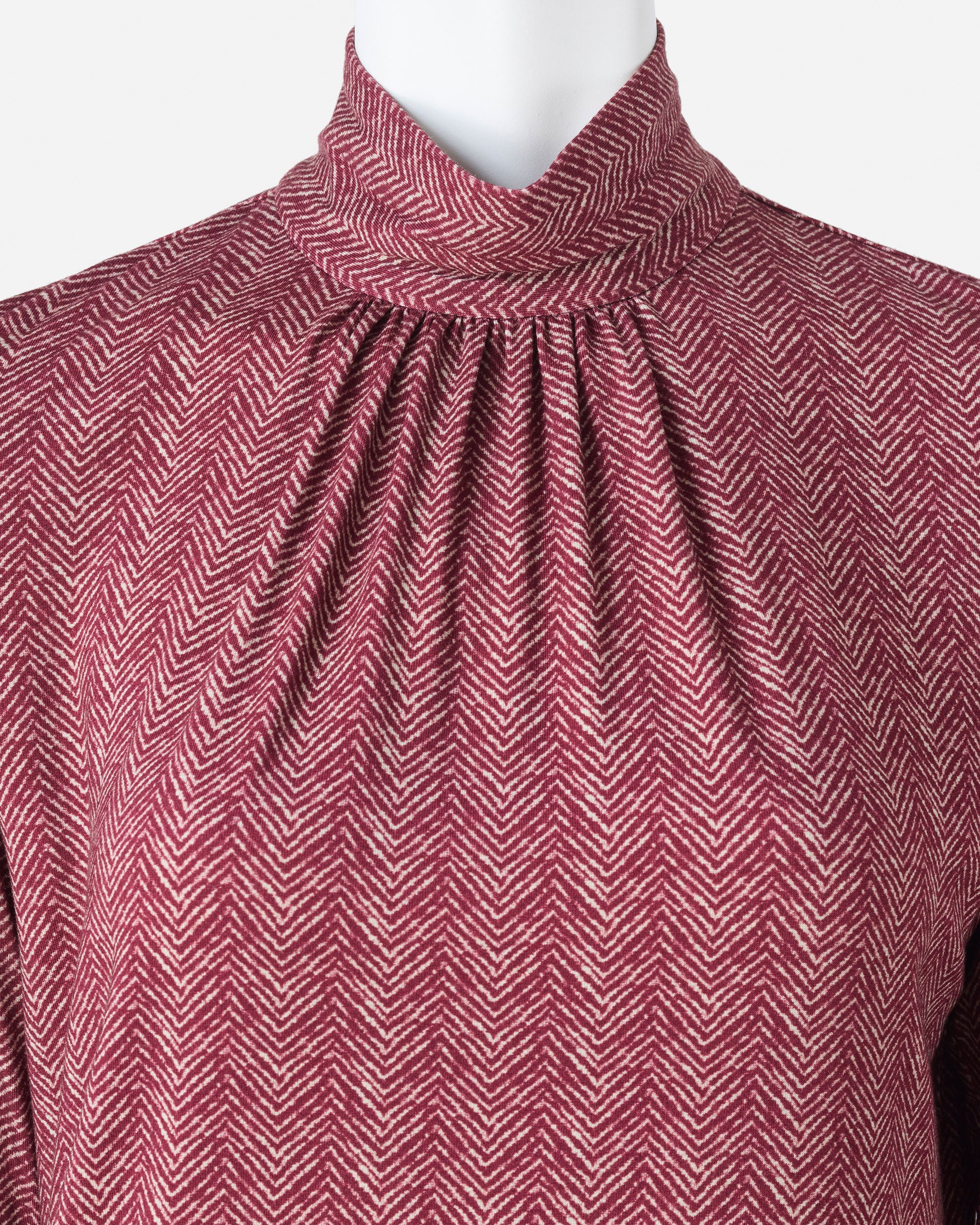 jersey print pullover