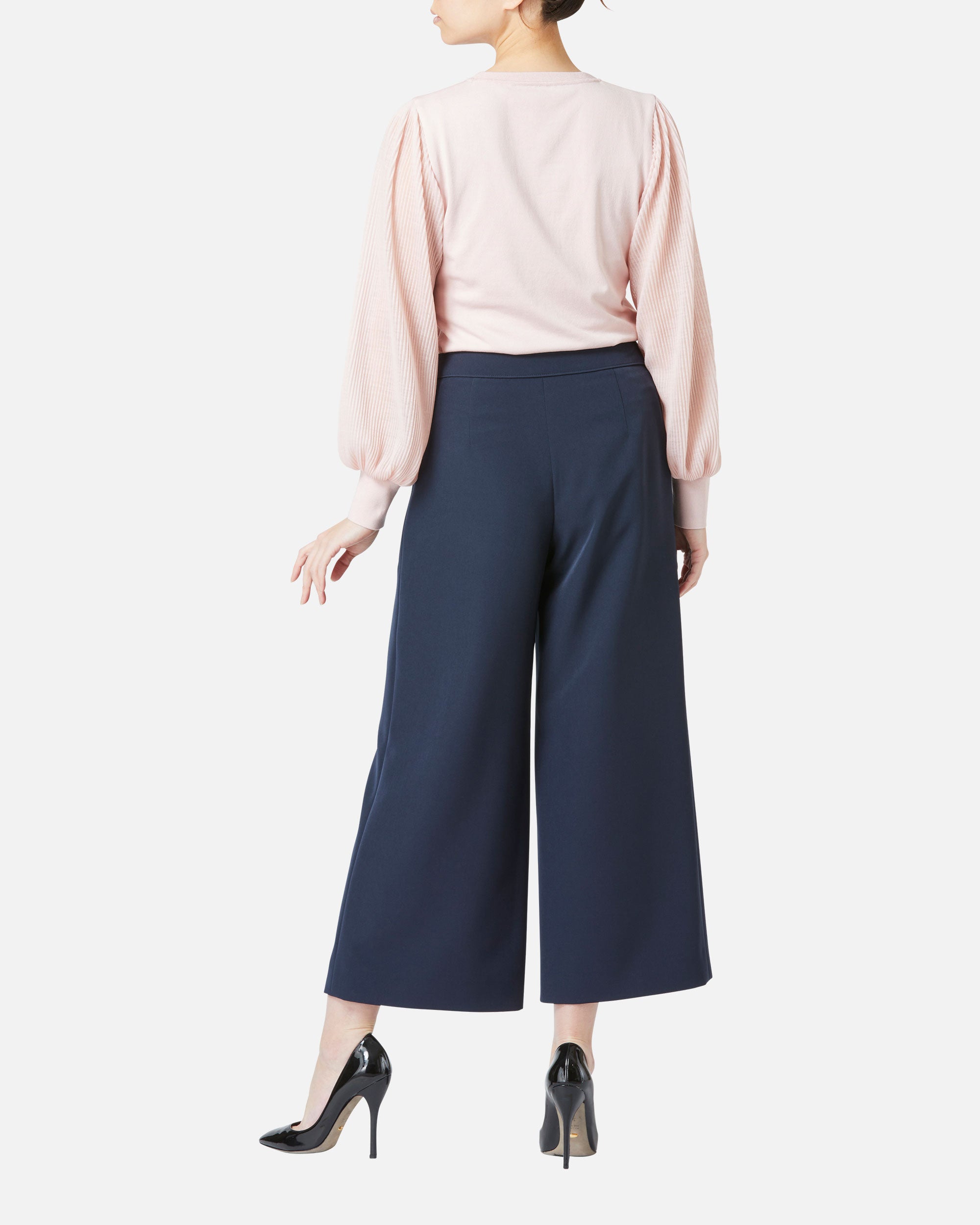 Pleated Sleeve Knit Pullover