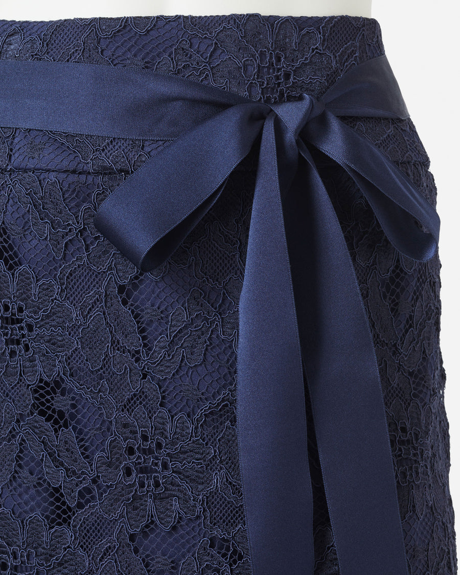 Raschel Lace Straight Skirt