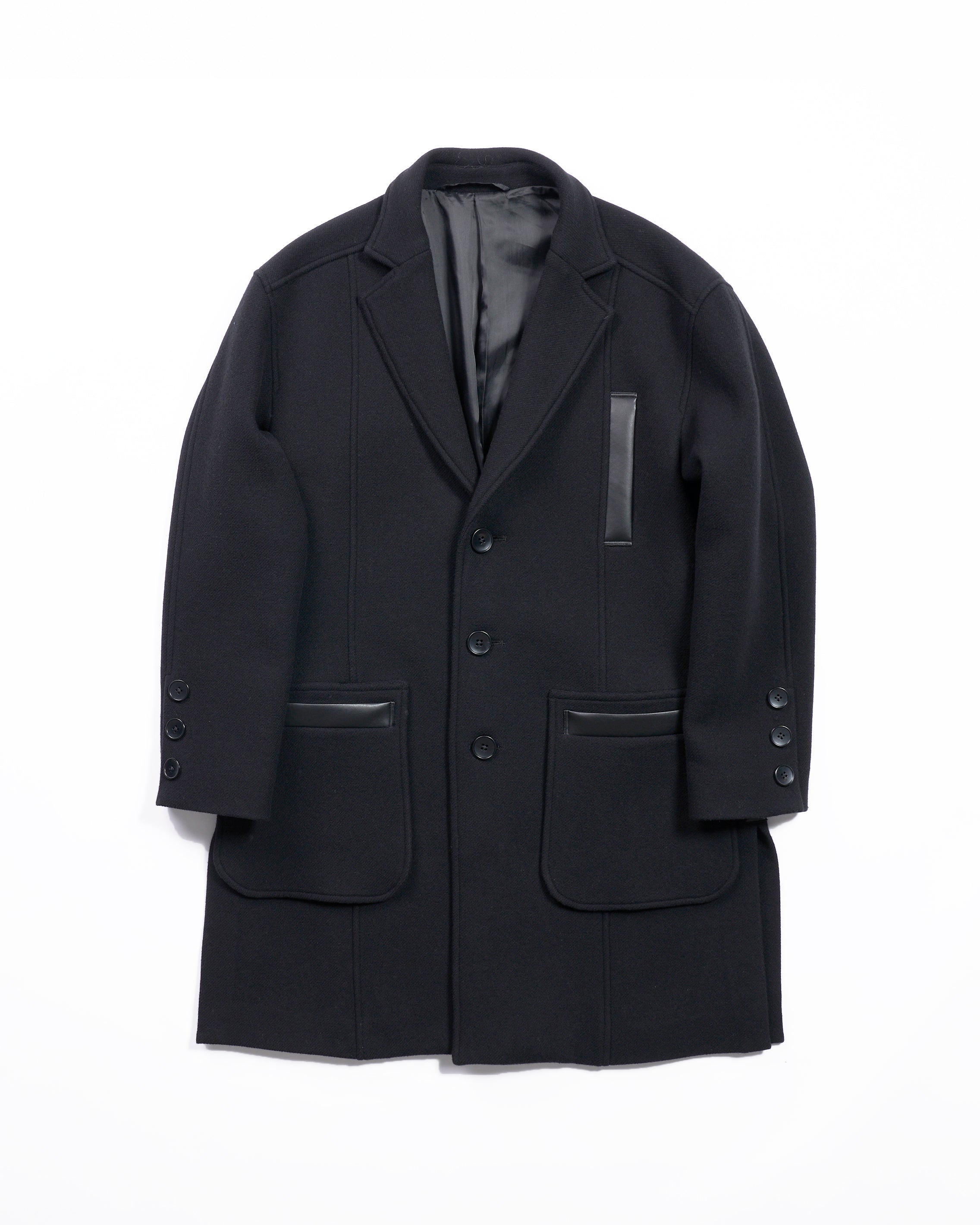 External Pocket Coat