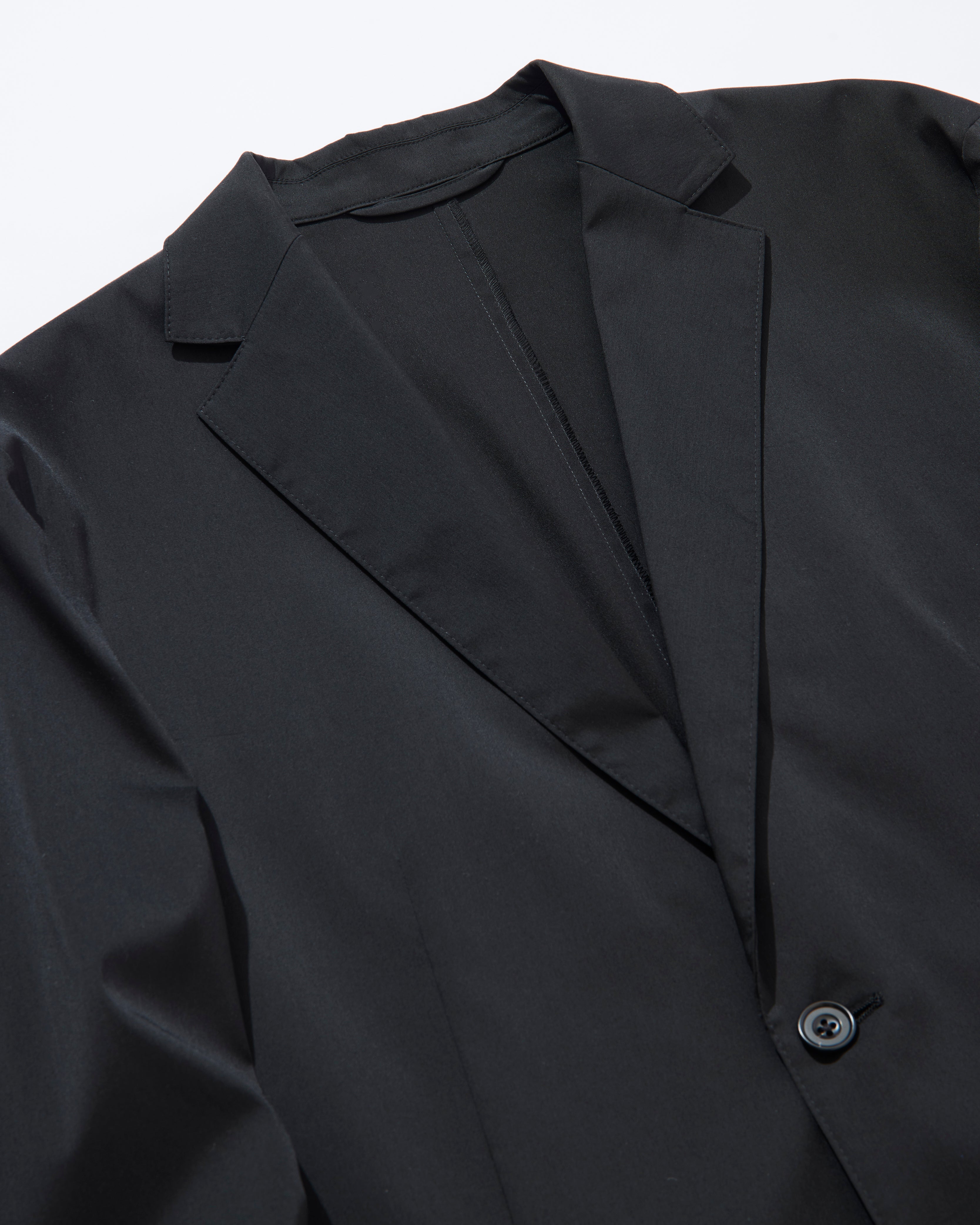 Luxurious nylon tailored jacket