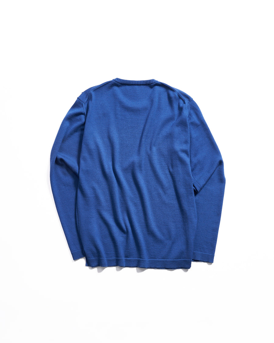 Round neck knit pullover