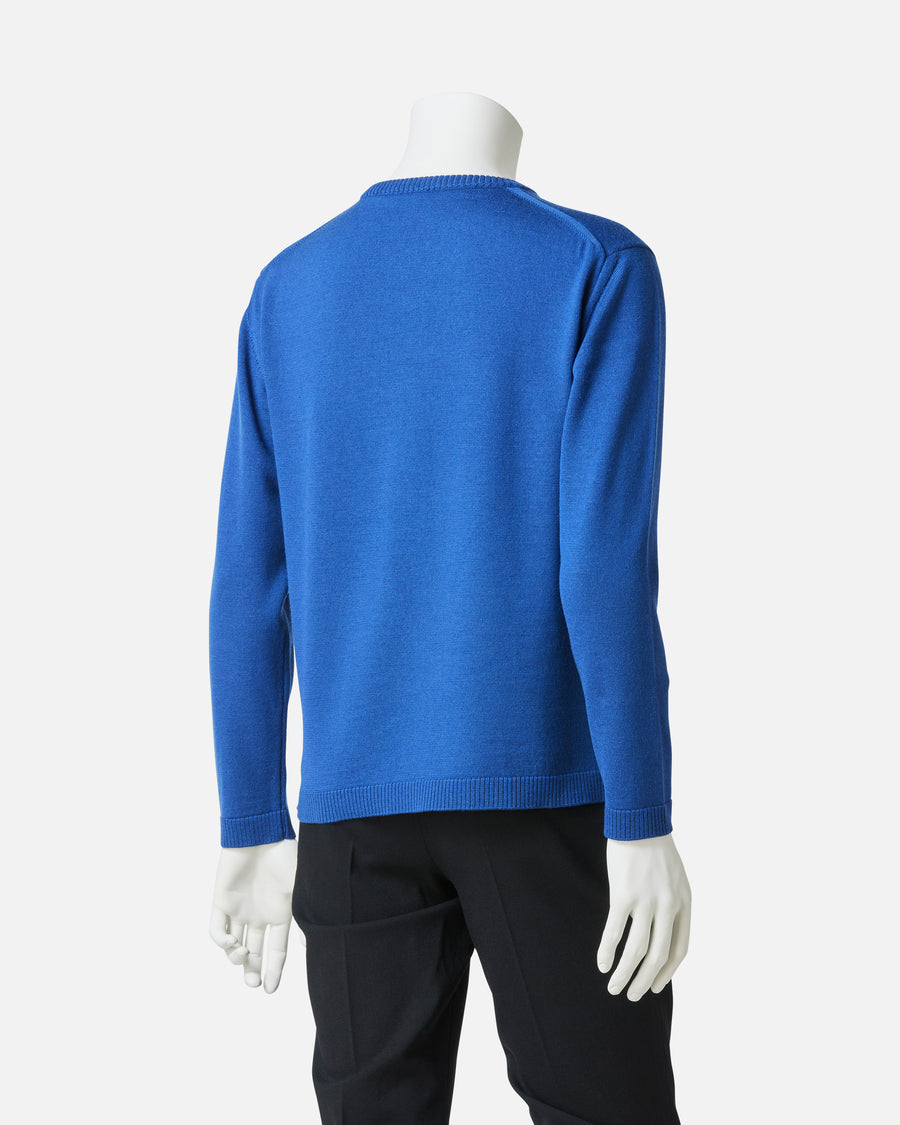 Round neck knit pullover