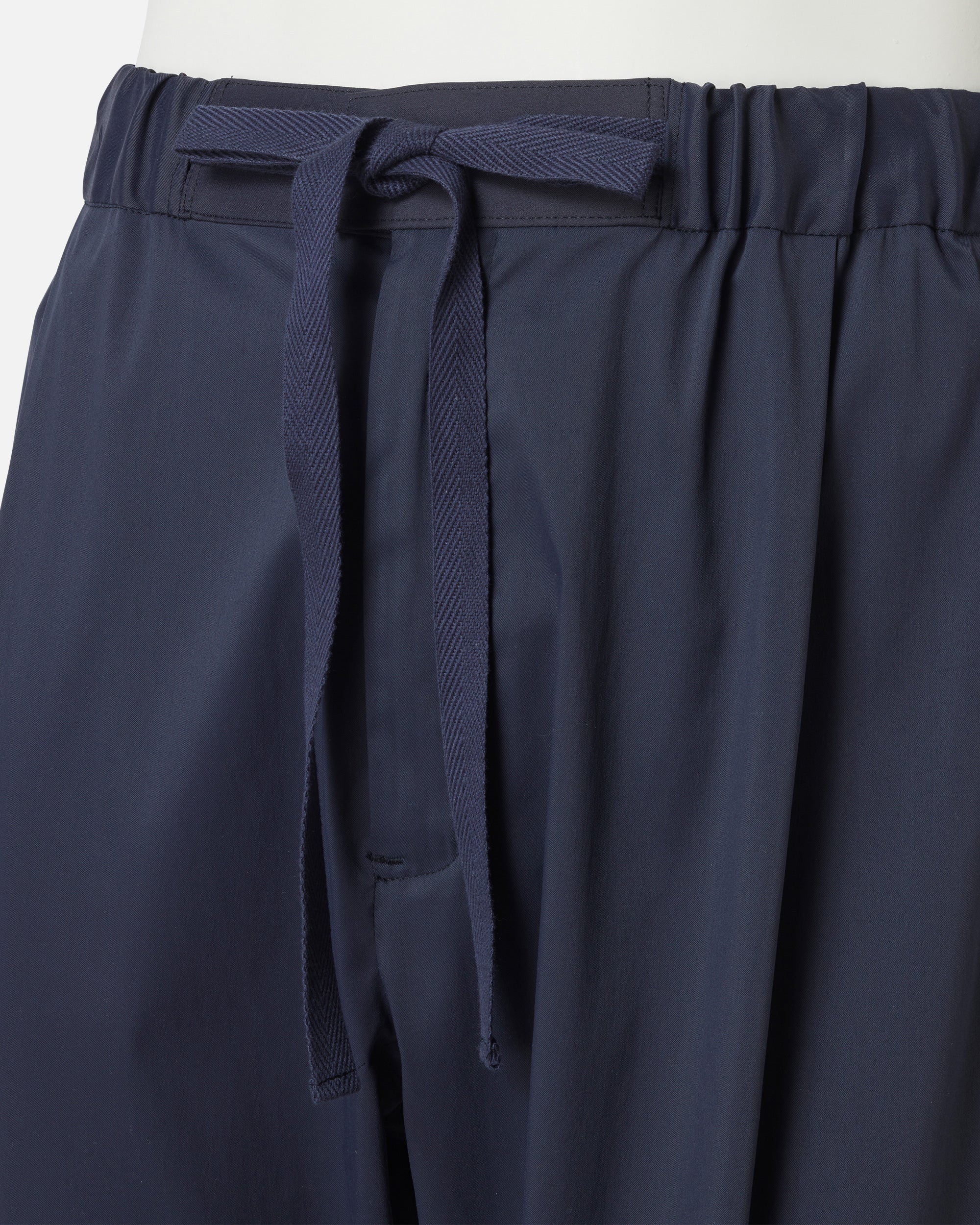Luxurious nylon tapered pants