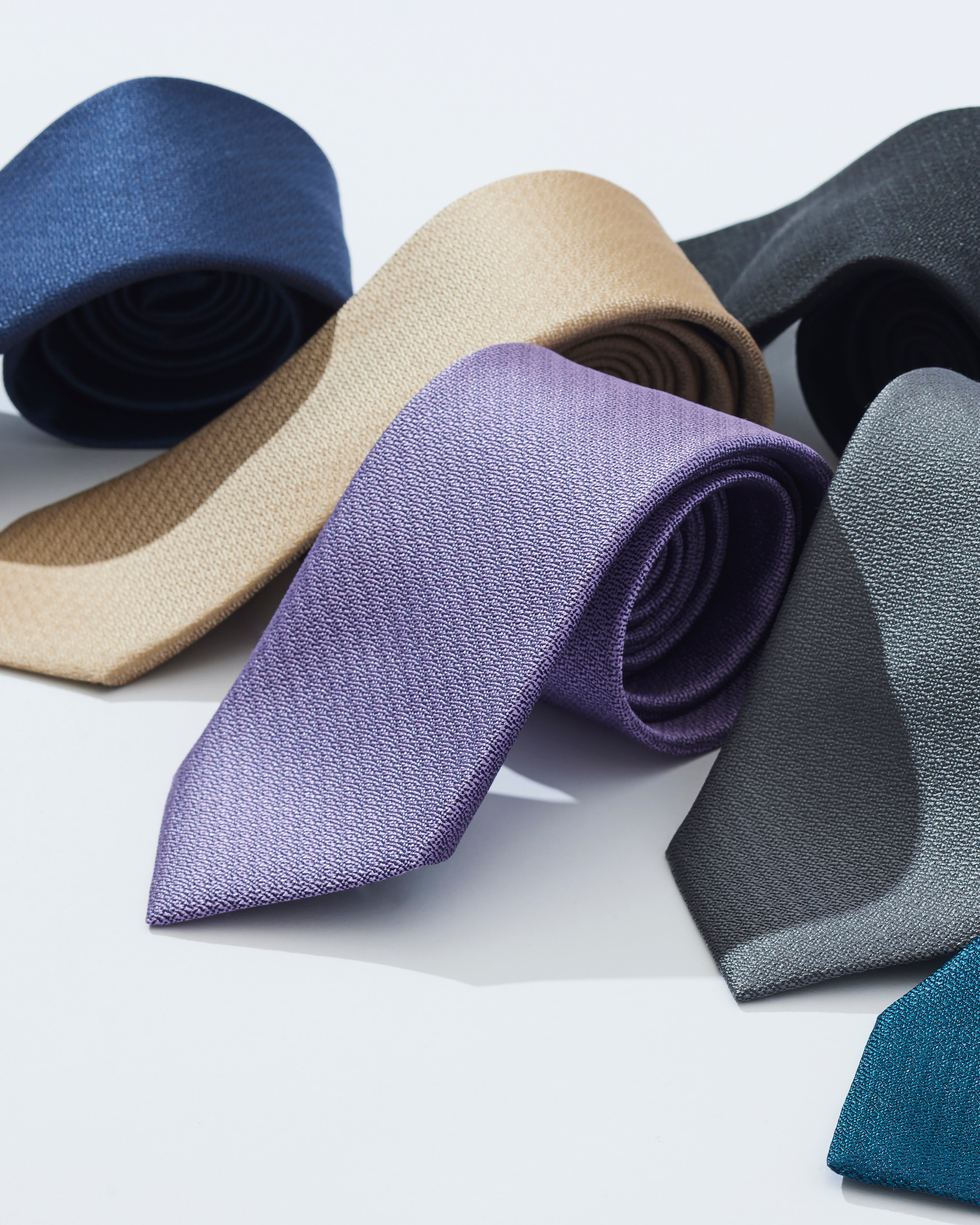 Solid Tone Silk Tie