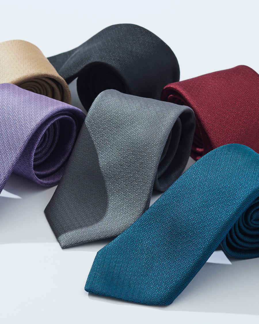 Solid Tone Silk Tie