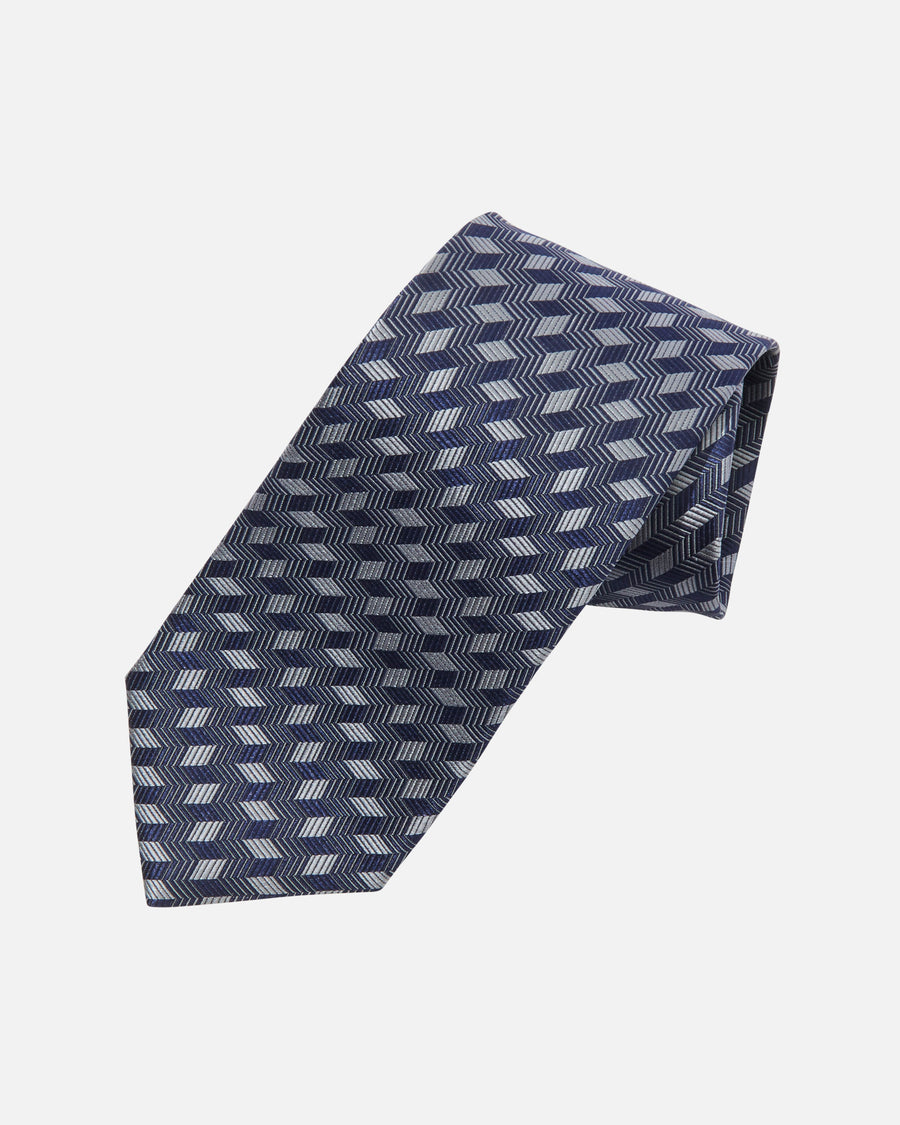 Diamond pattern silk tie