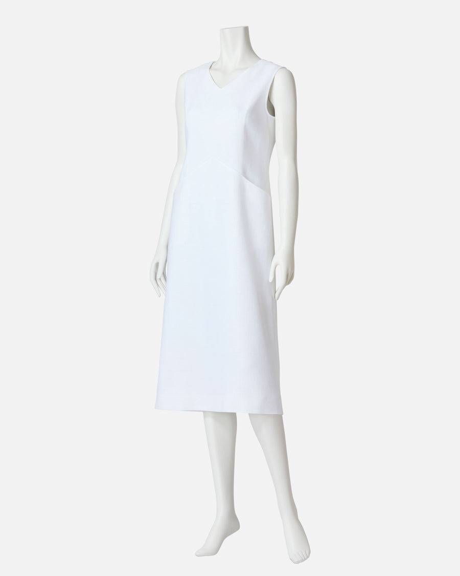 V-neck sleeveless dress