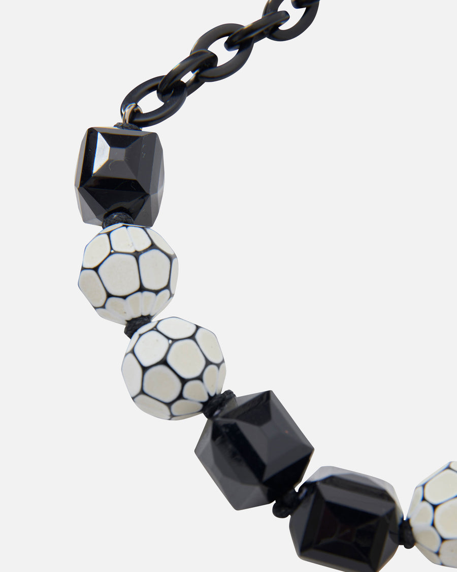 Monotone Necklace