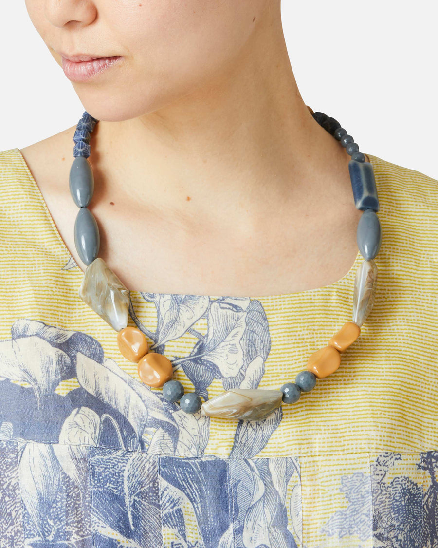 Mixed parts necklace