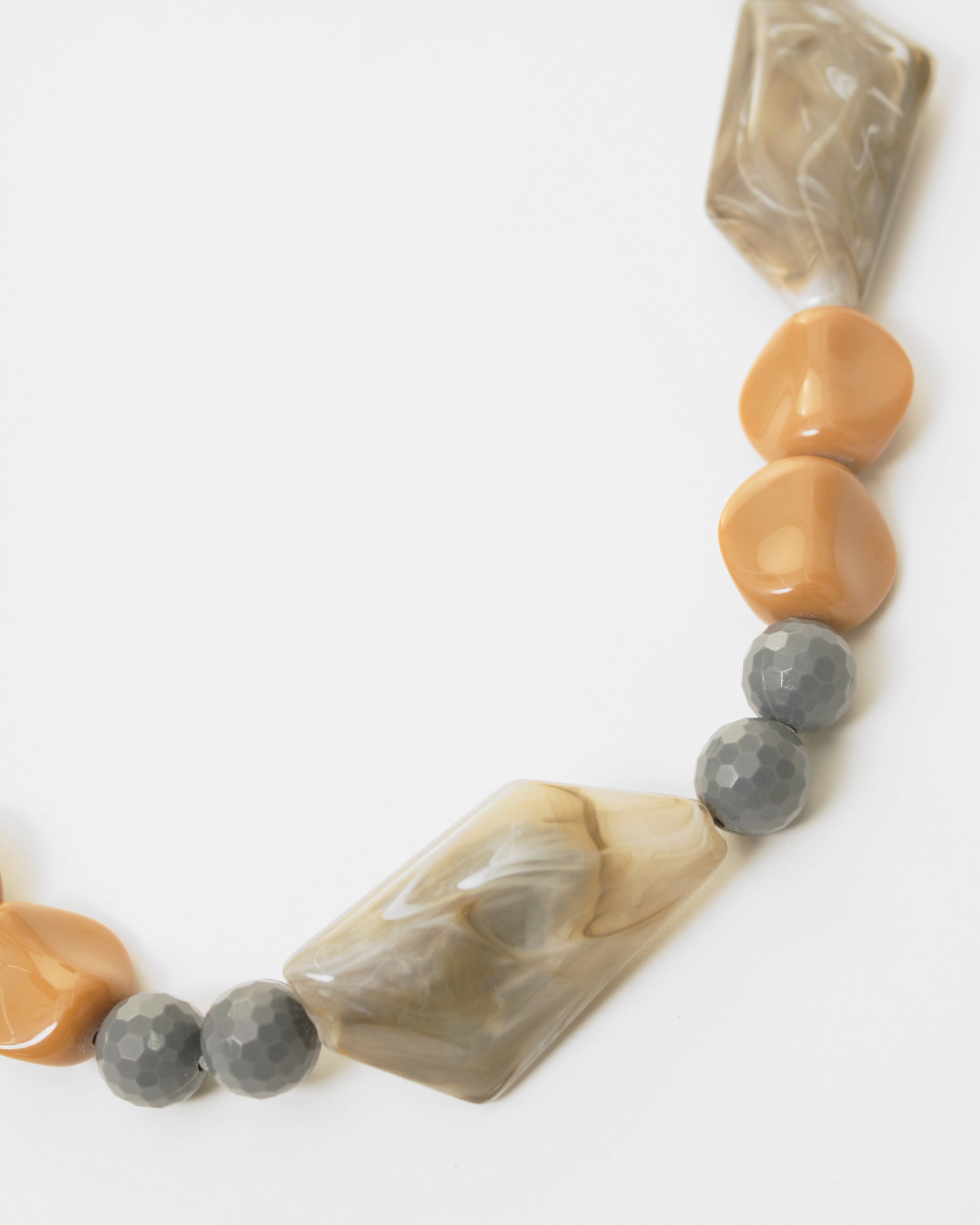Mixed parts necklace