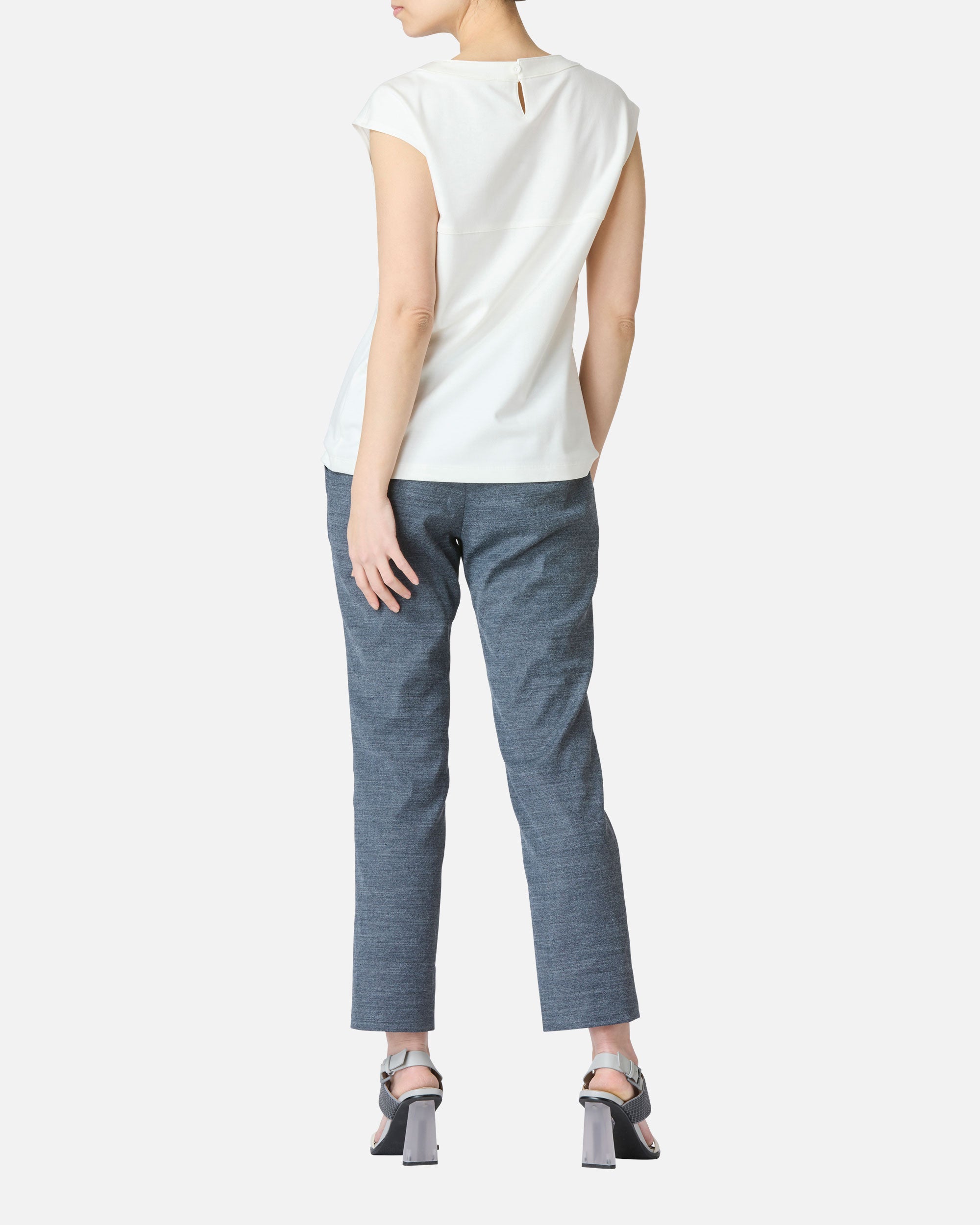 Natural stretch cropped pants