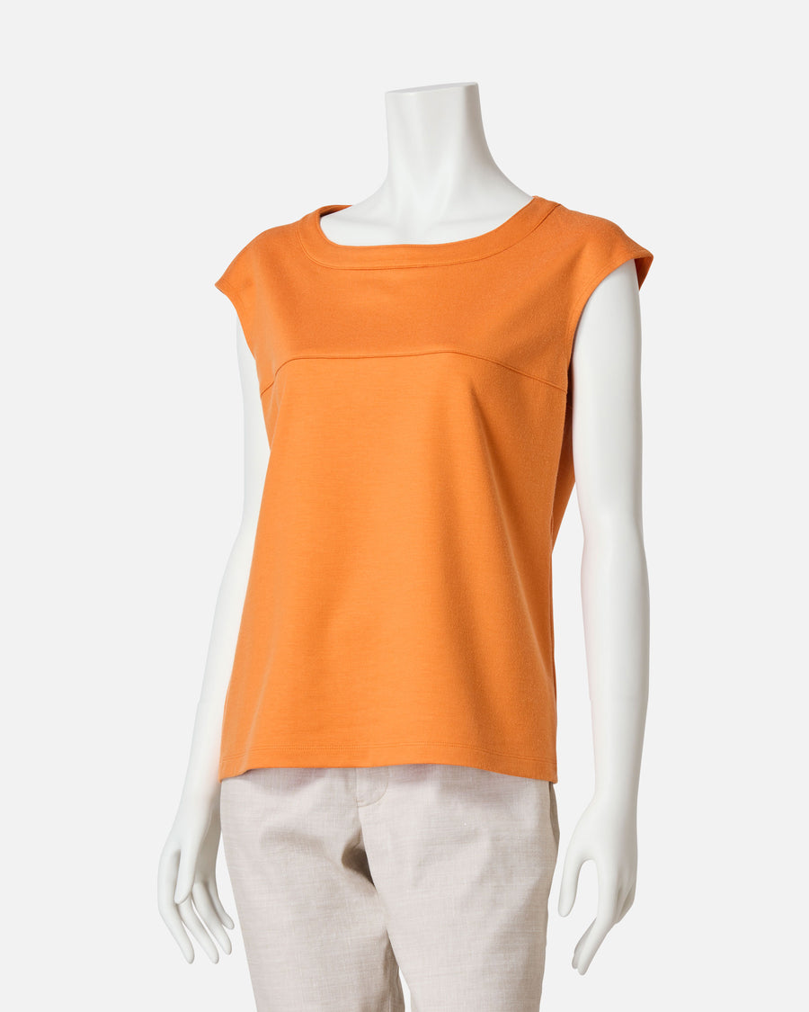 Crew neck sleeveless blouse