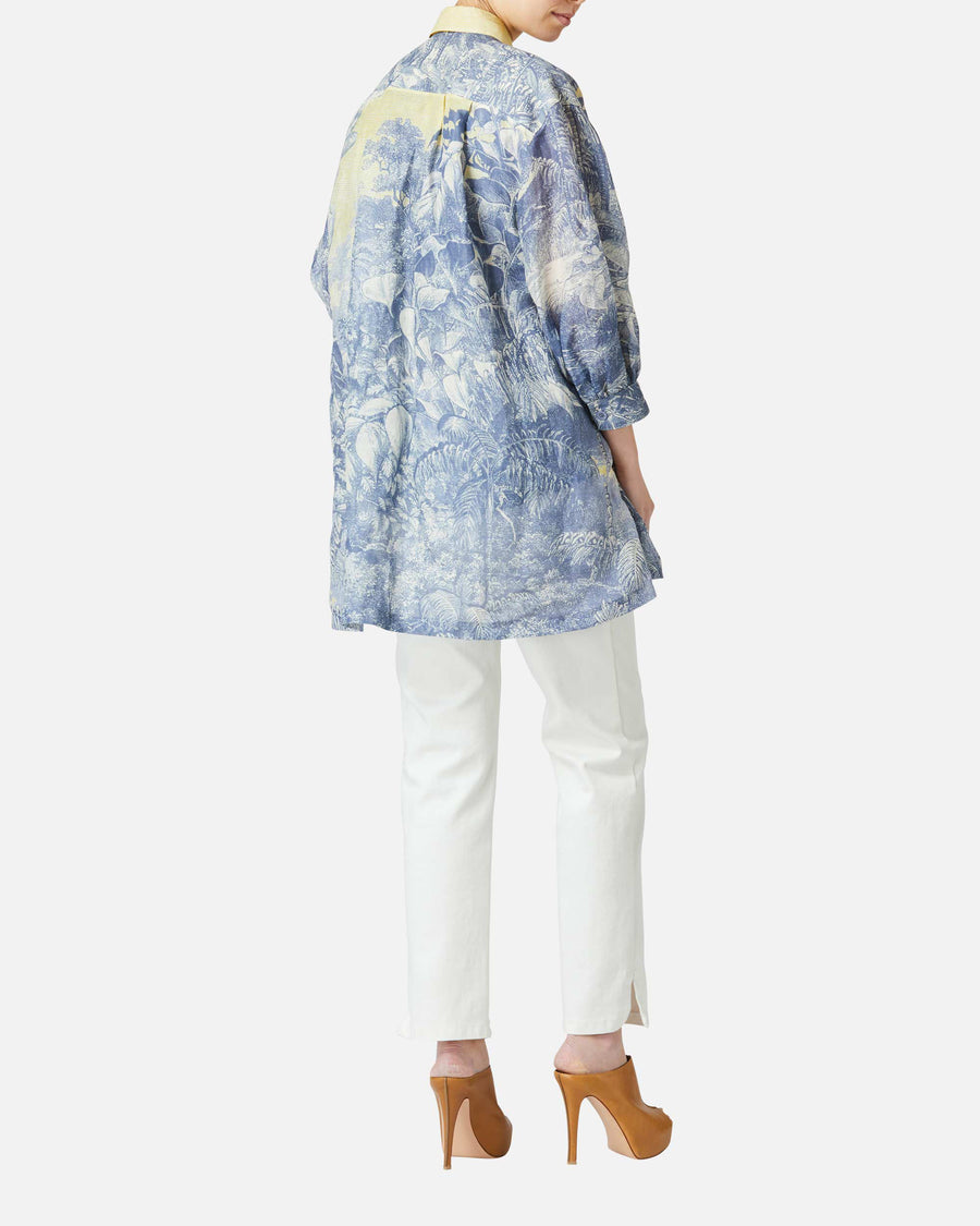 White denim pants
