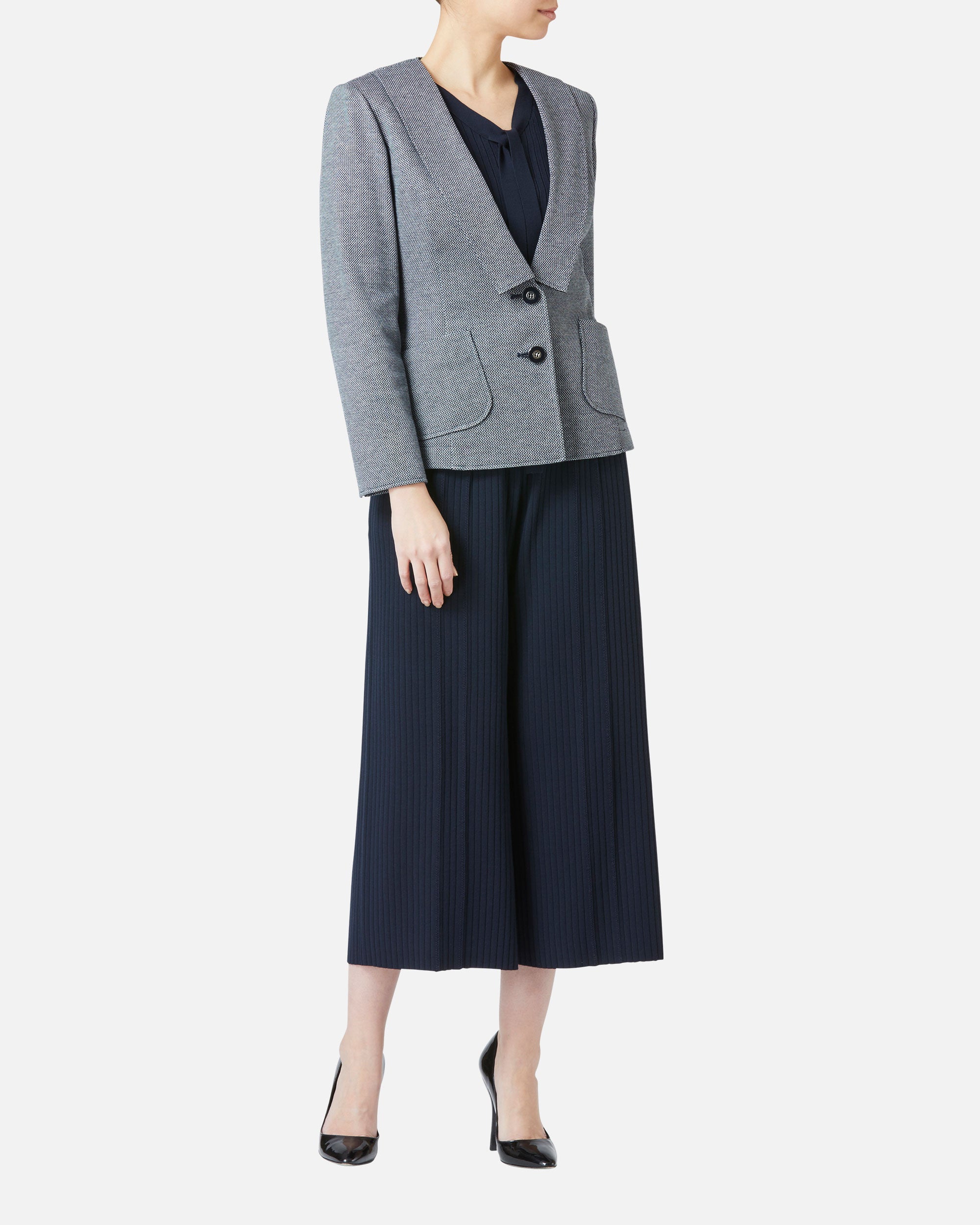 Semi-wide knit pants