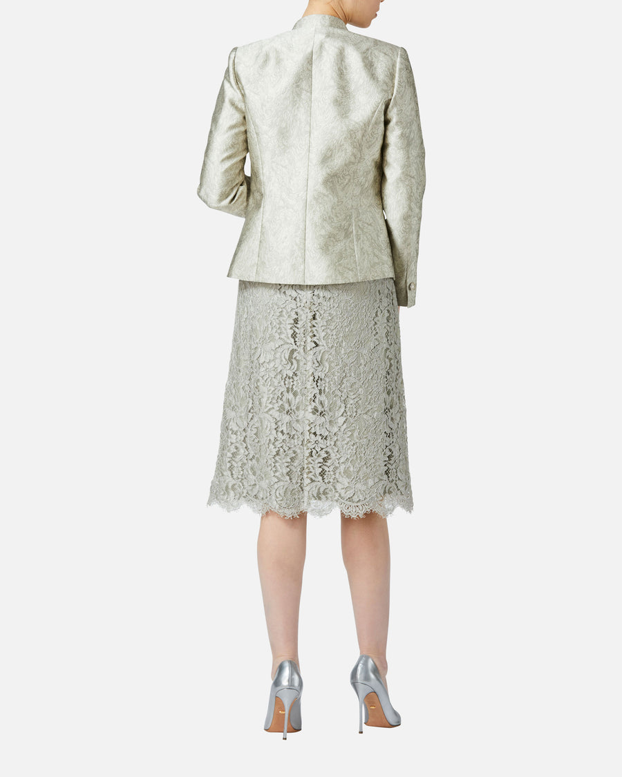 Heart neck collarless jacket