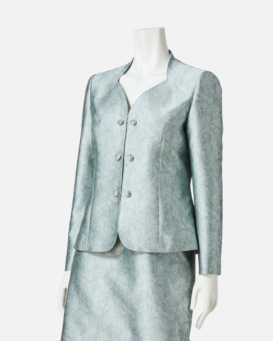 Heart neck collarless jacket