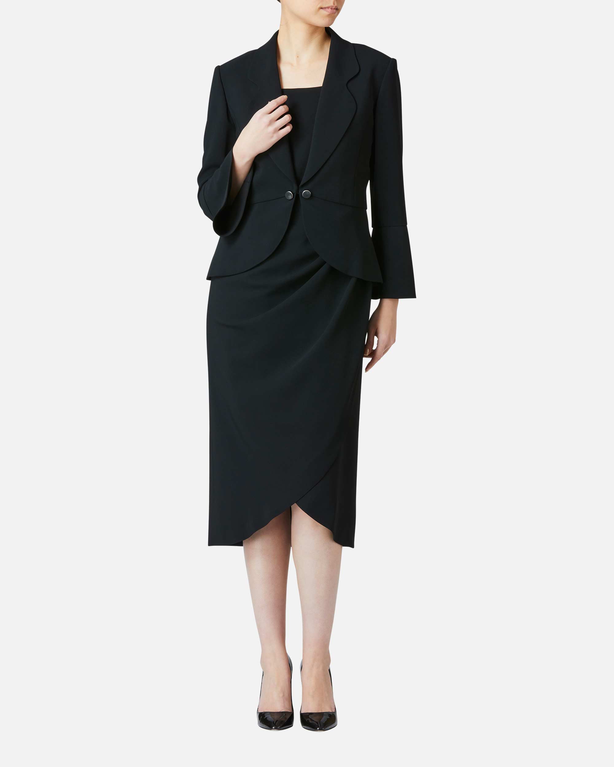 Umbrella sleeve tailored jacket
