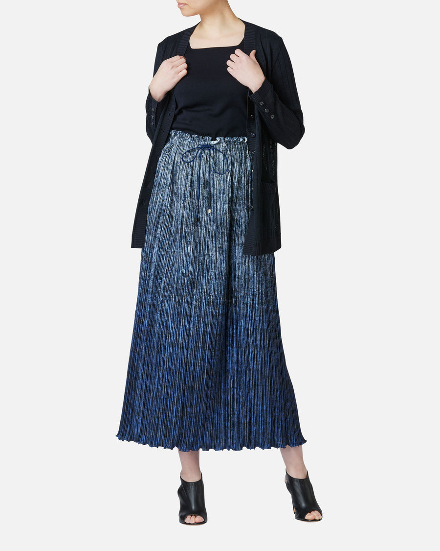Square neck pullover