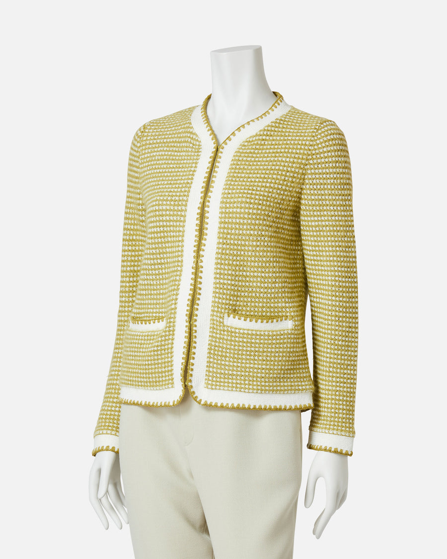 No-collar jacket-like cardigan