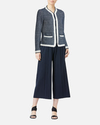 No-collar jacket-like cardigan