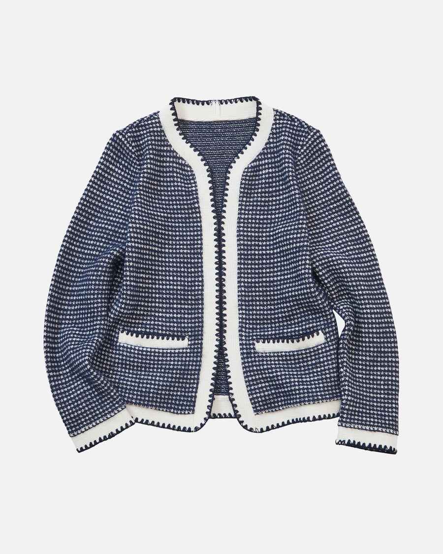 No-collar jacket-like cardigan