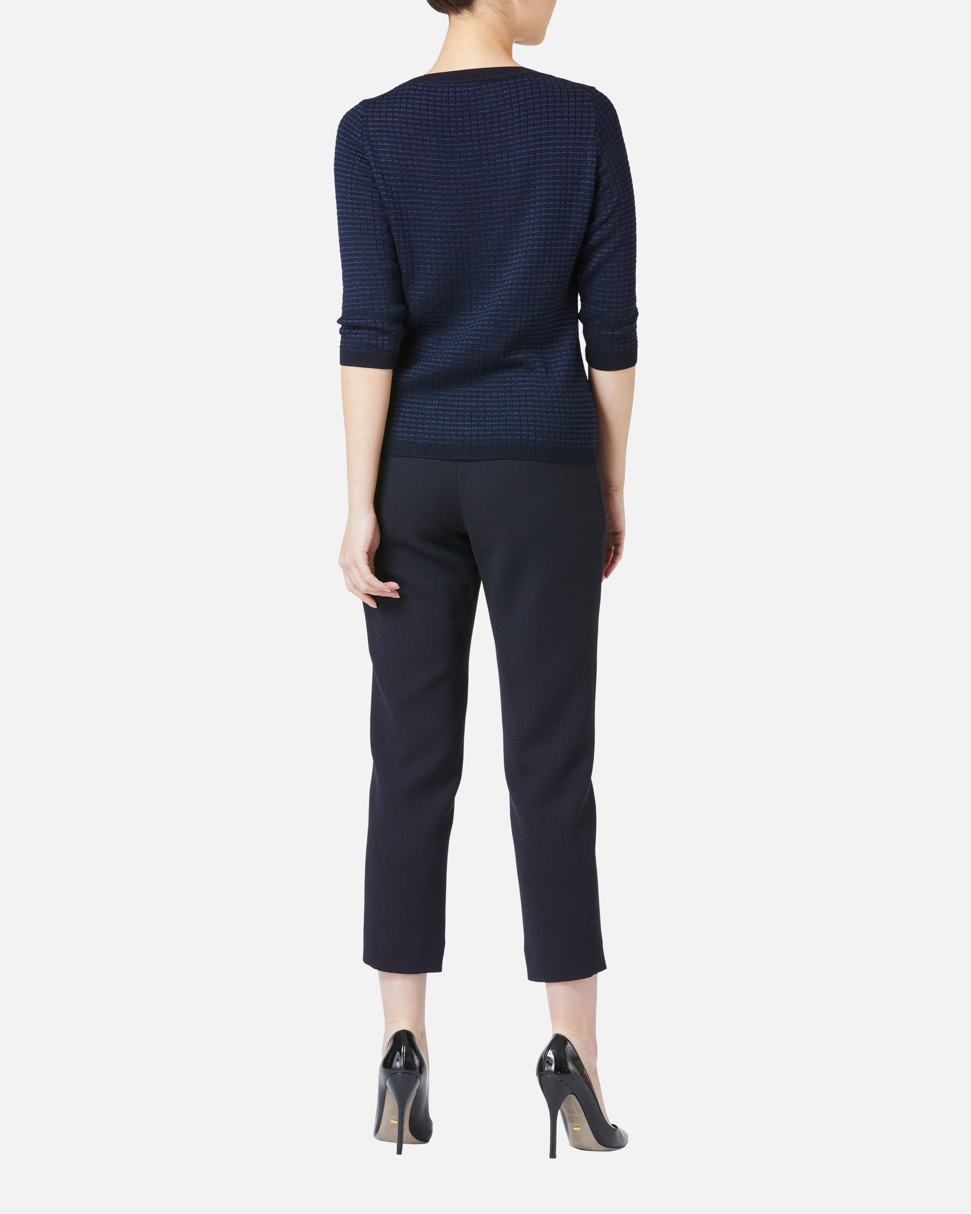 Tuck knit pullover