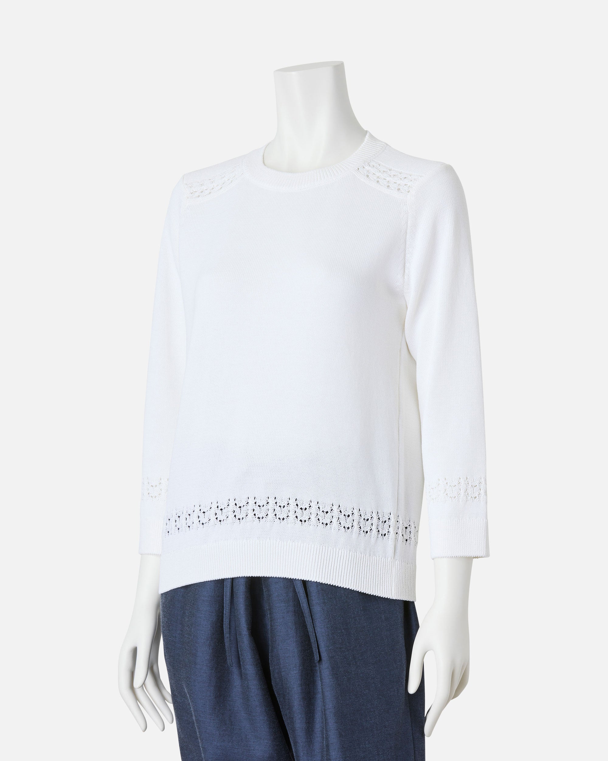 Knitted pullover