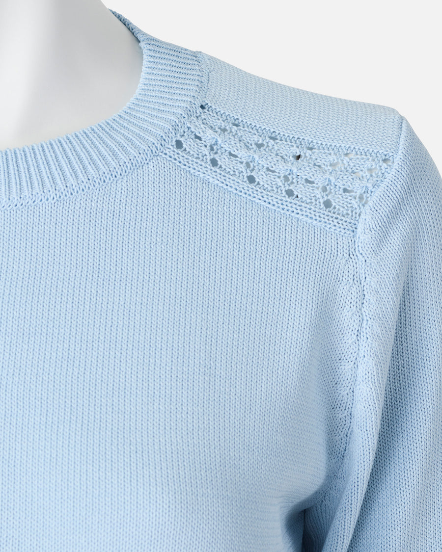 Knitted pullover