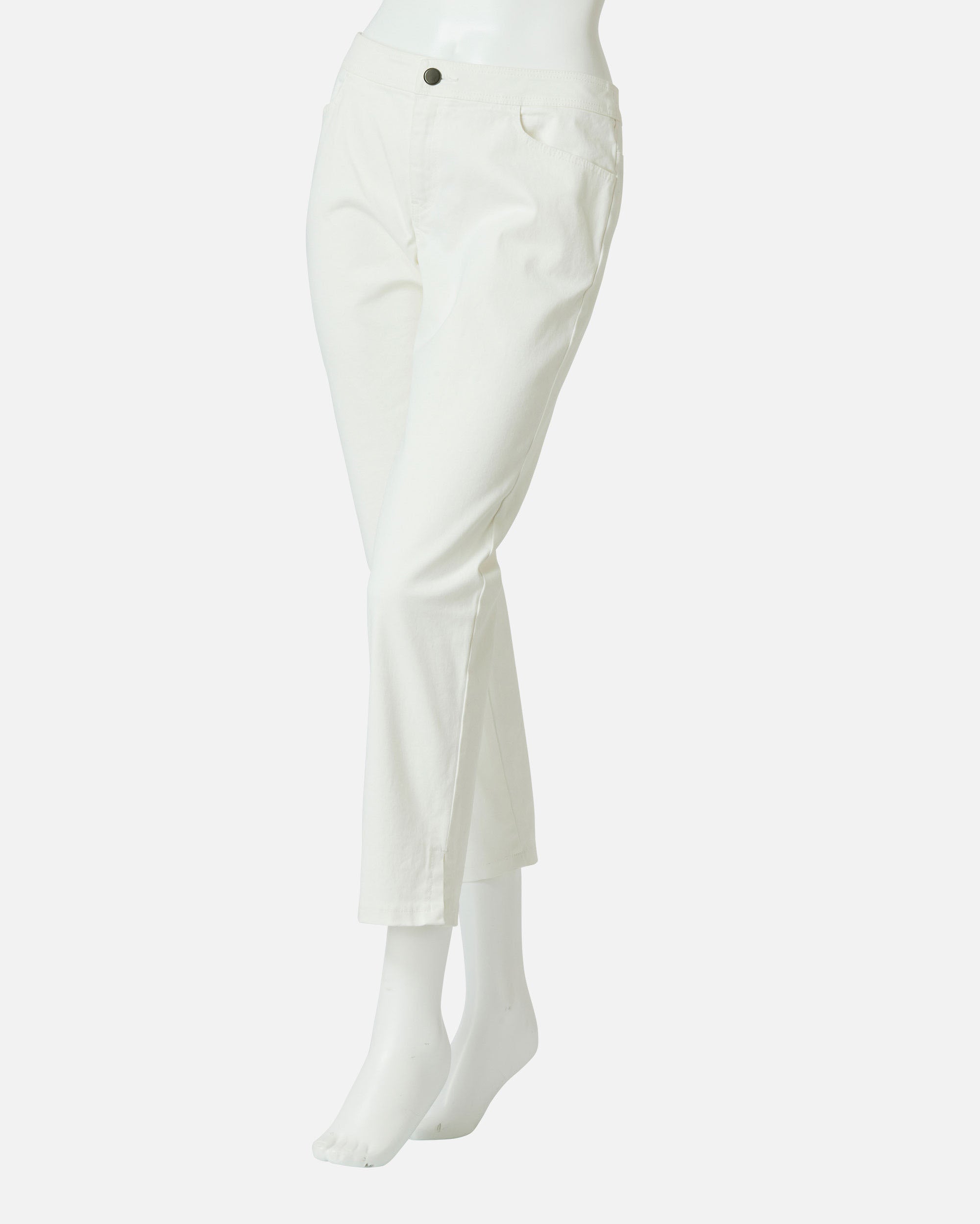 White denim pants