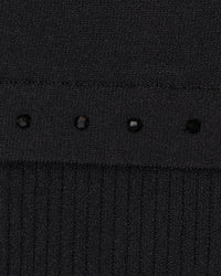 Knitted pullover
