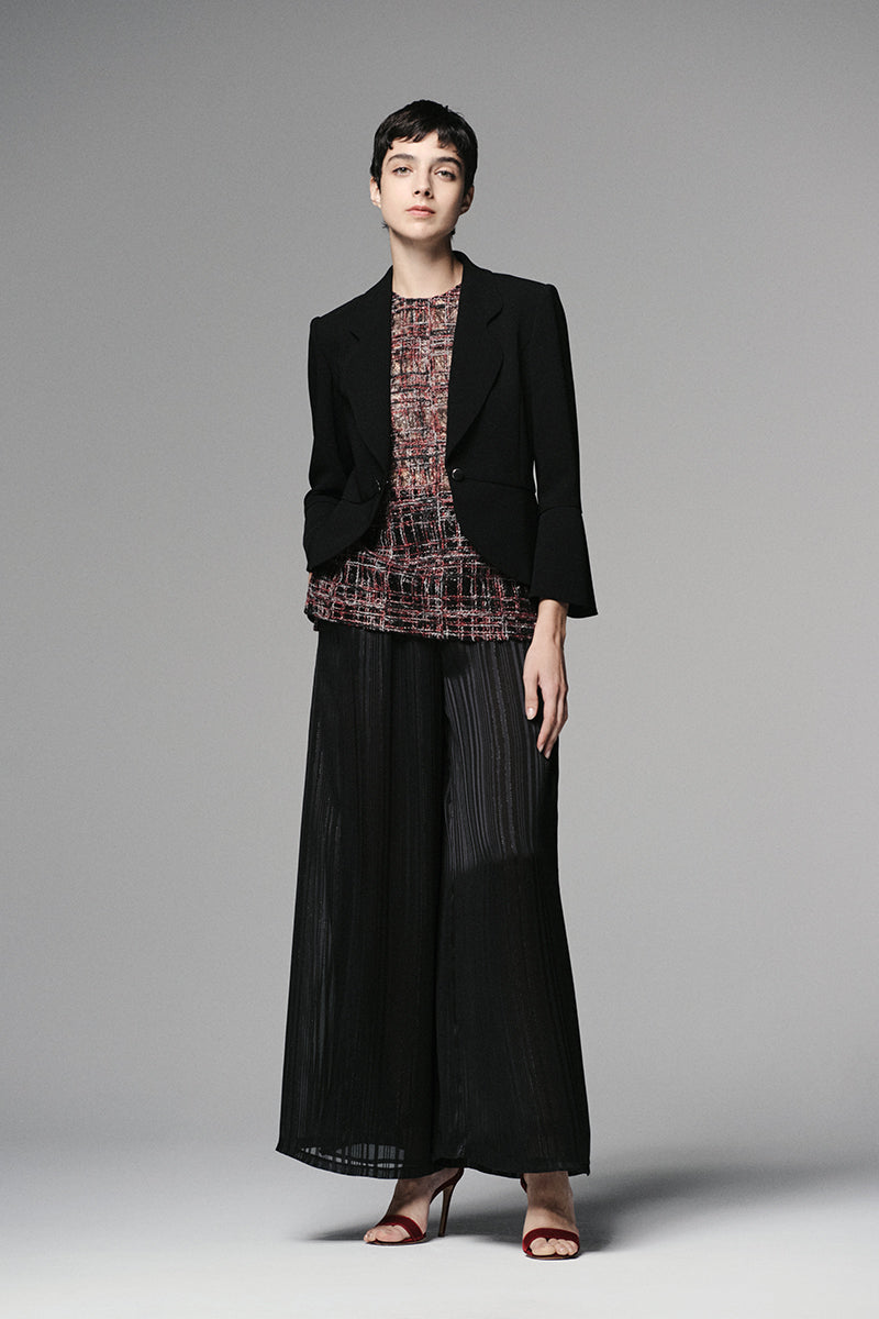 Umbrella sleeve tailored jacket