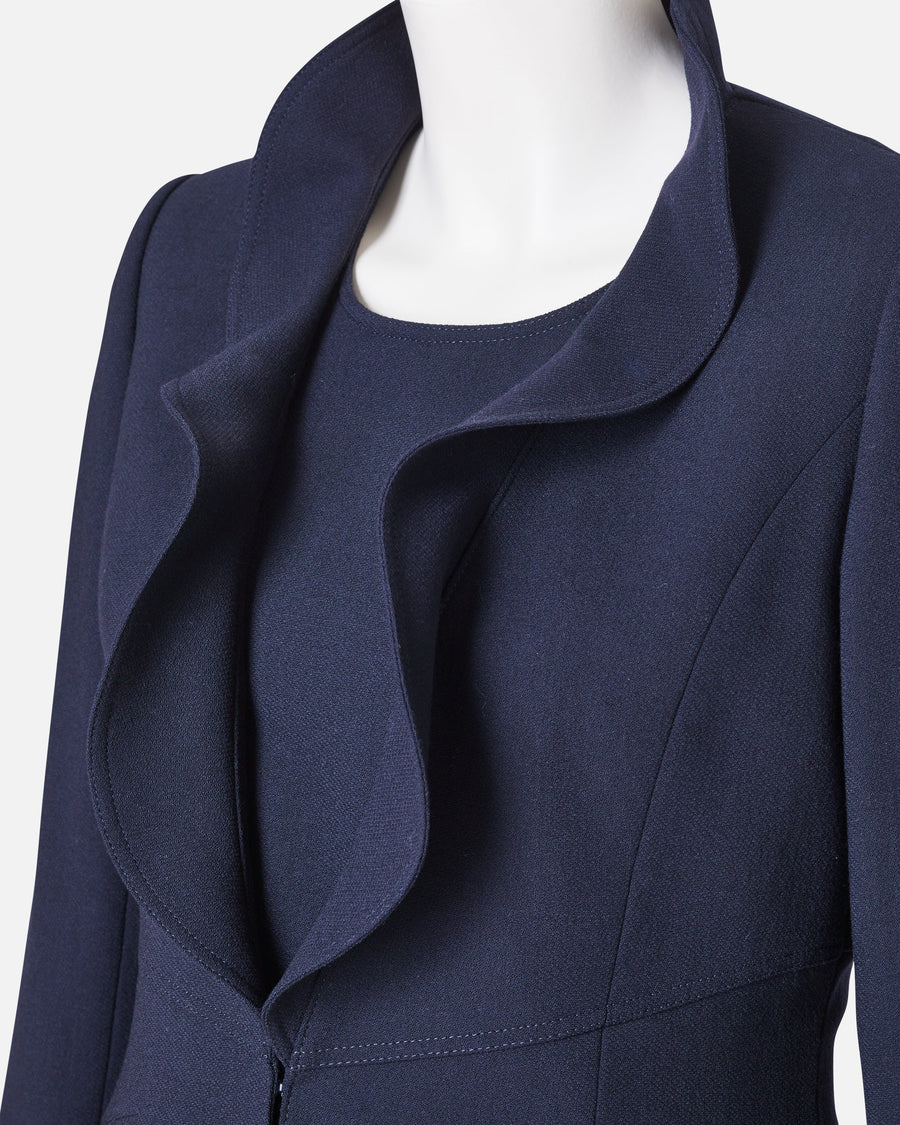 Frill collar ensemble