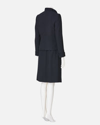 Frill collar ensemble